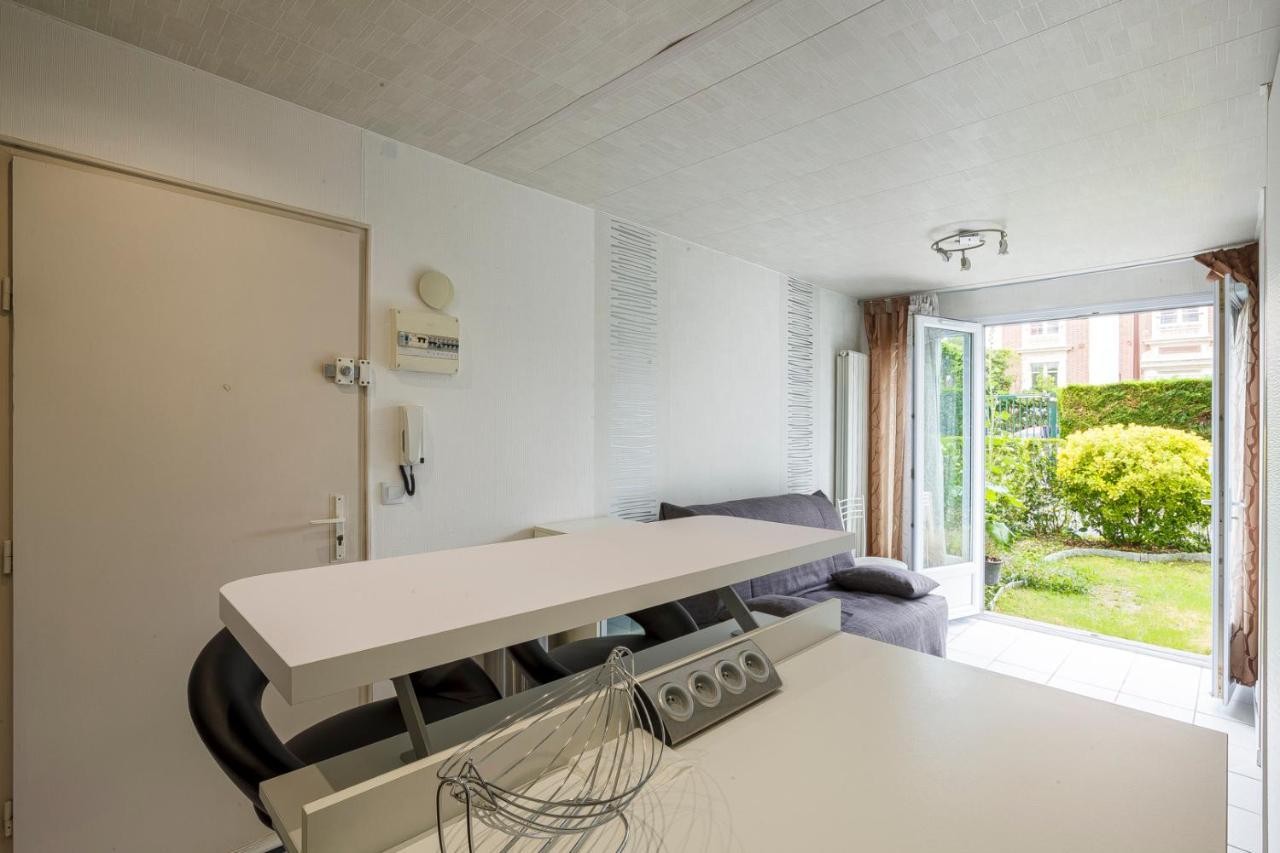 Superbe Appartement Au Coeur De Версаль Экстерьер фото